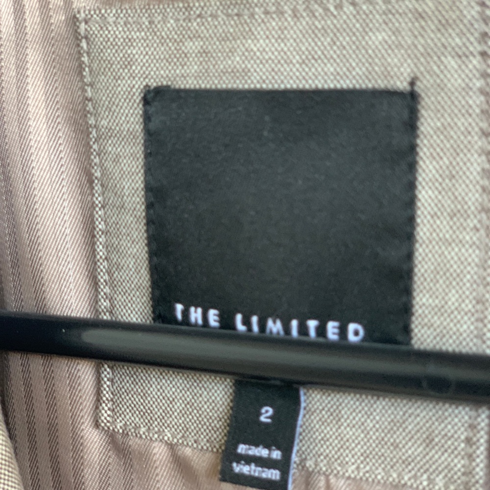 Blazer - Picture 2 of 3